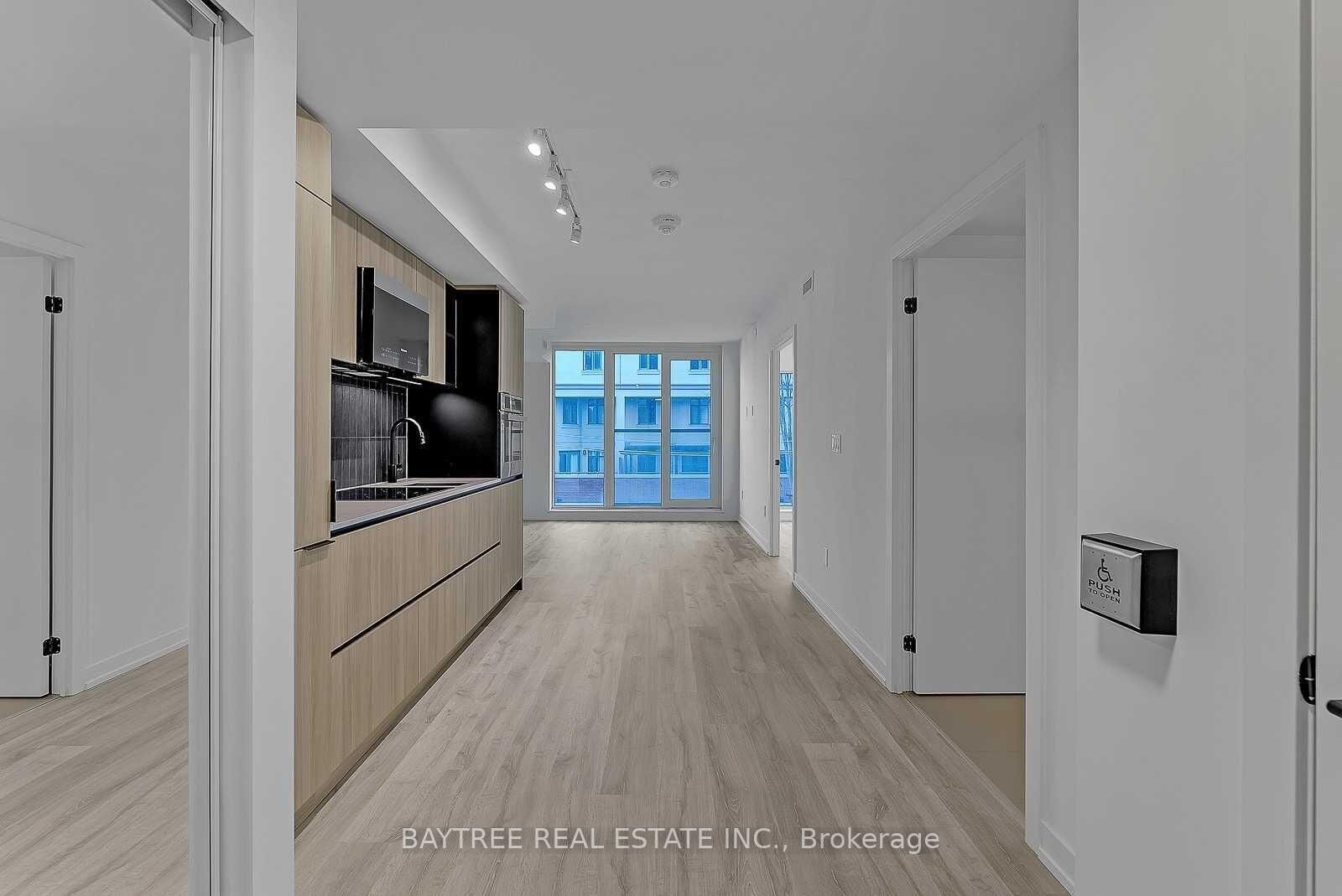 Property Photo:  2 Augusta Avenue 303  ON M5V 0T3 