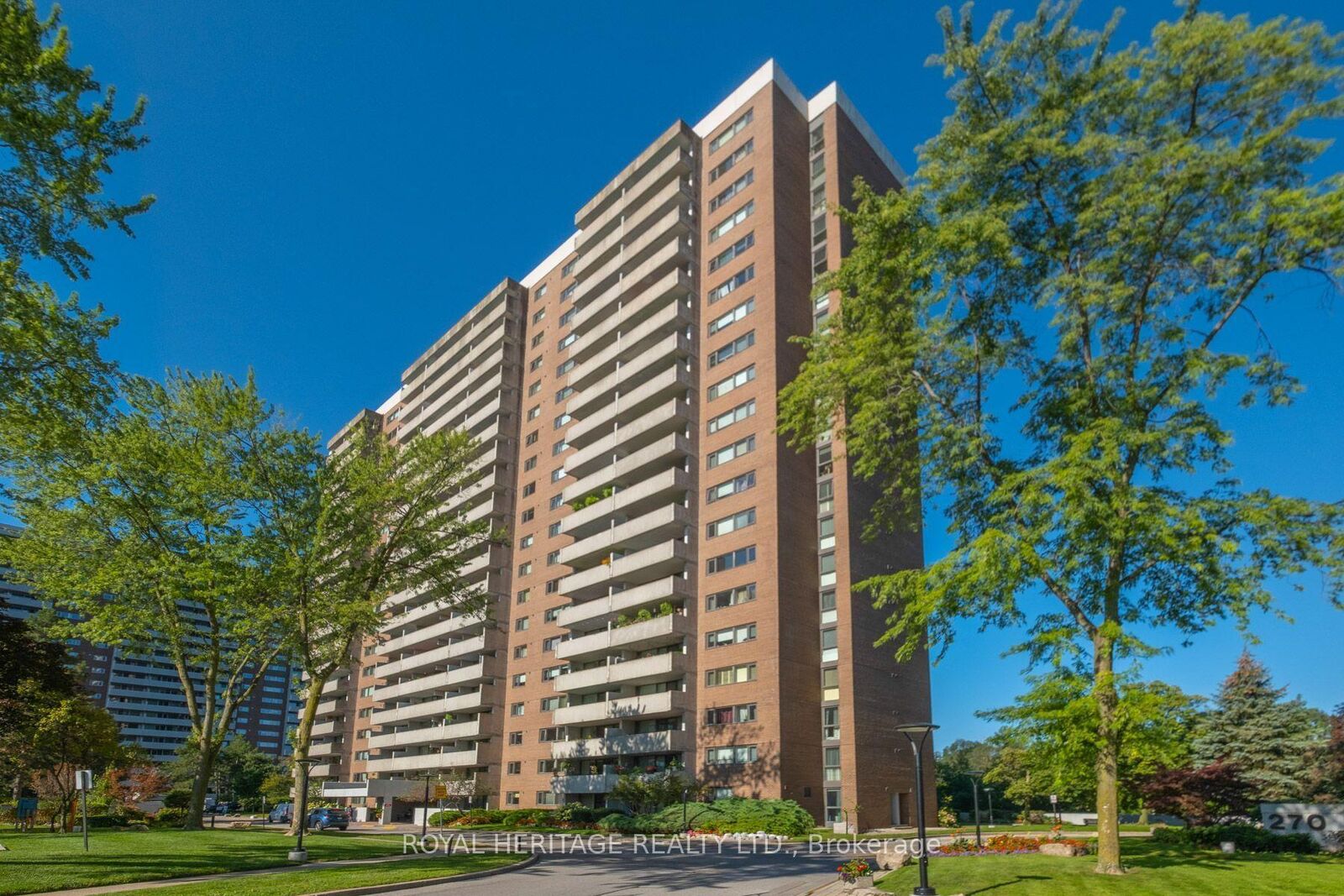 Property Photo:  260 Scarlett Road 104  ON M6N 4X6 