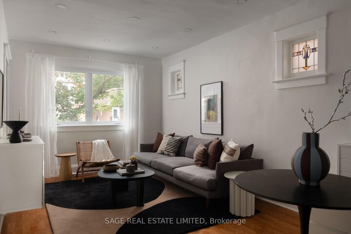 Property Photo:  74 Barrington Avenue  ON M4C 4Z1 