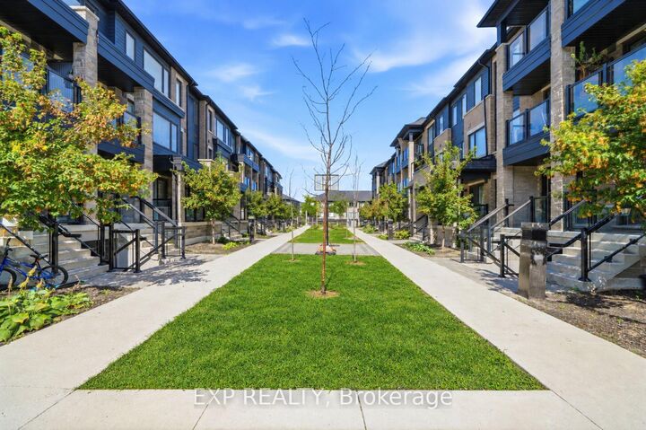 Property Photo:  21 Magnolia Lane  ON L9J 0N9 