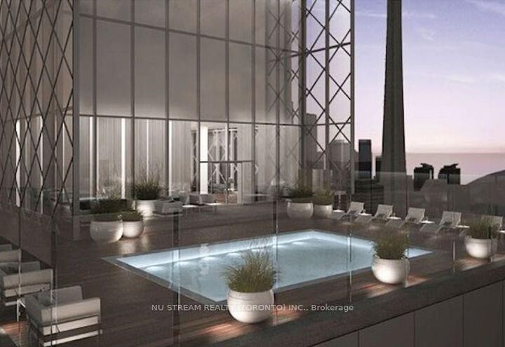 Property Photo:  400 King Street 2517  ON M5V 0X8 