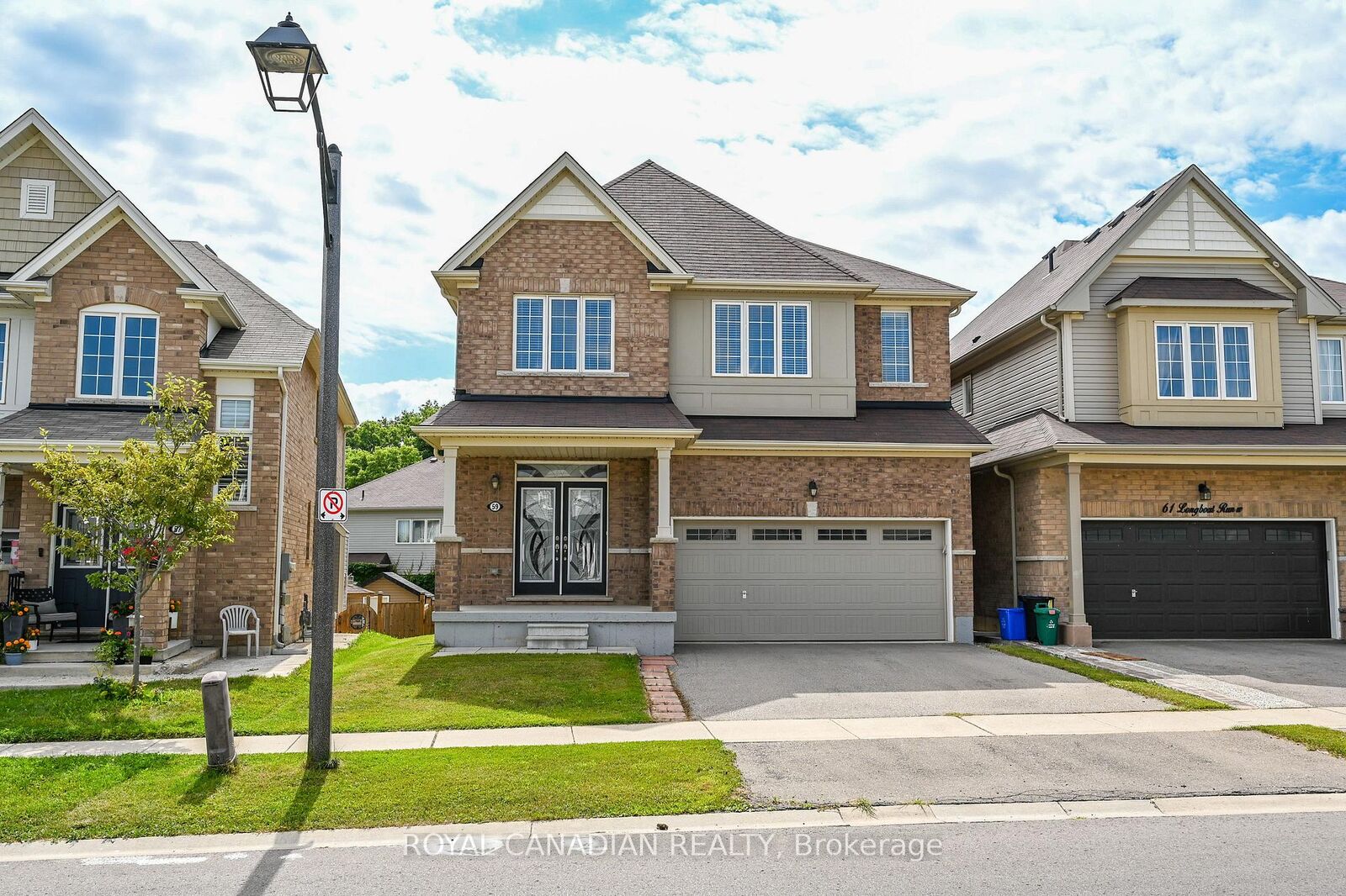 Property Photo:  59 Longboat Run W  ON N3T 0P5 