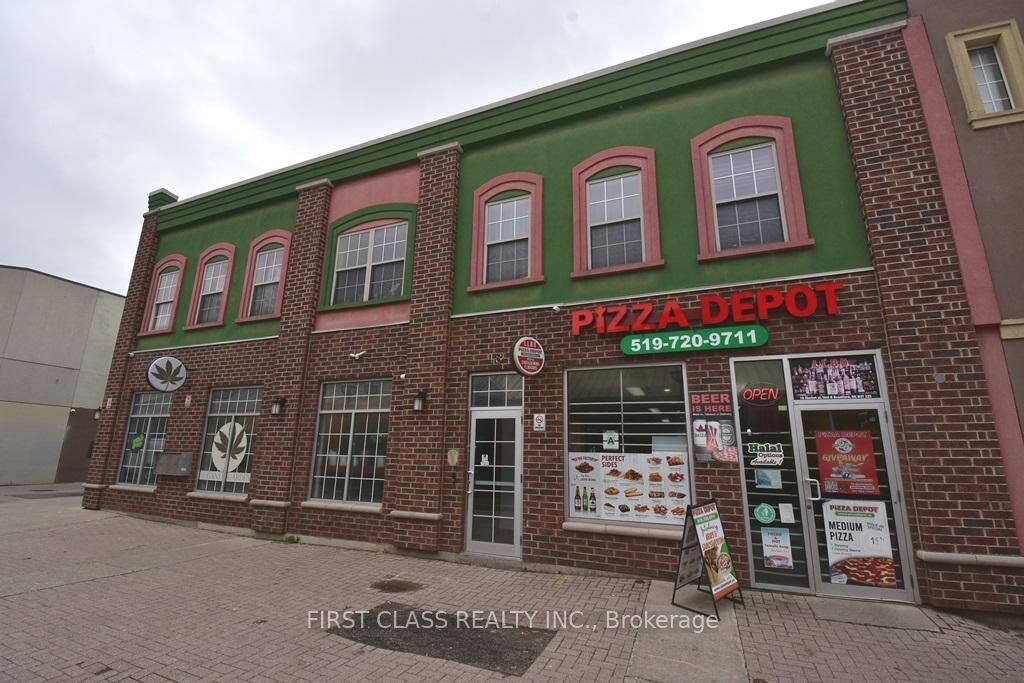 Property Photo: 18 Market Street 3 ON N3T 2Z5
