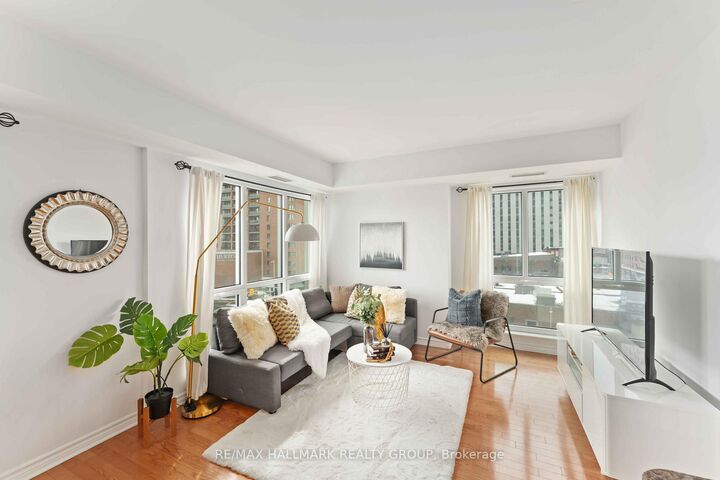 Property Photo:  200 Rideau Street 608  ON K1N 5Y1 