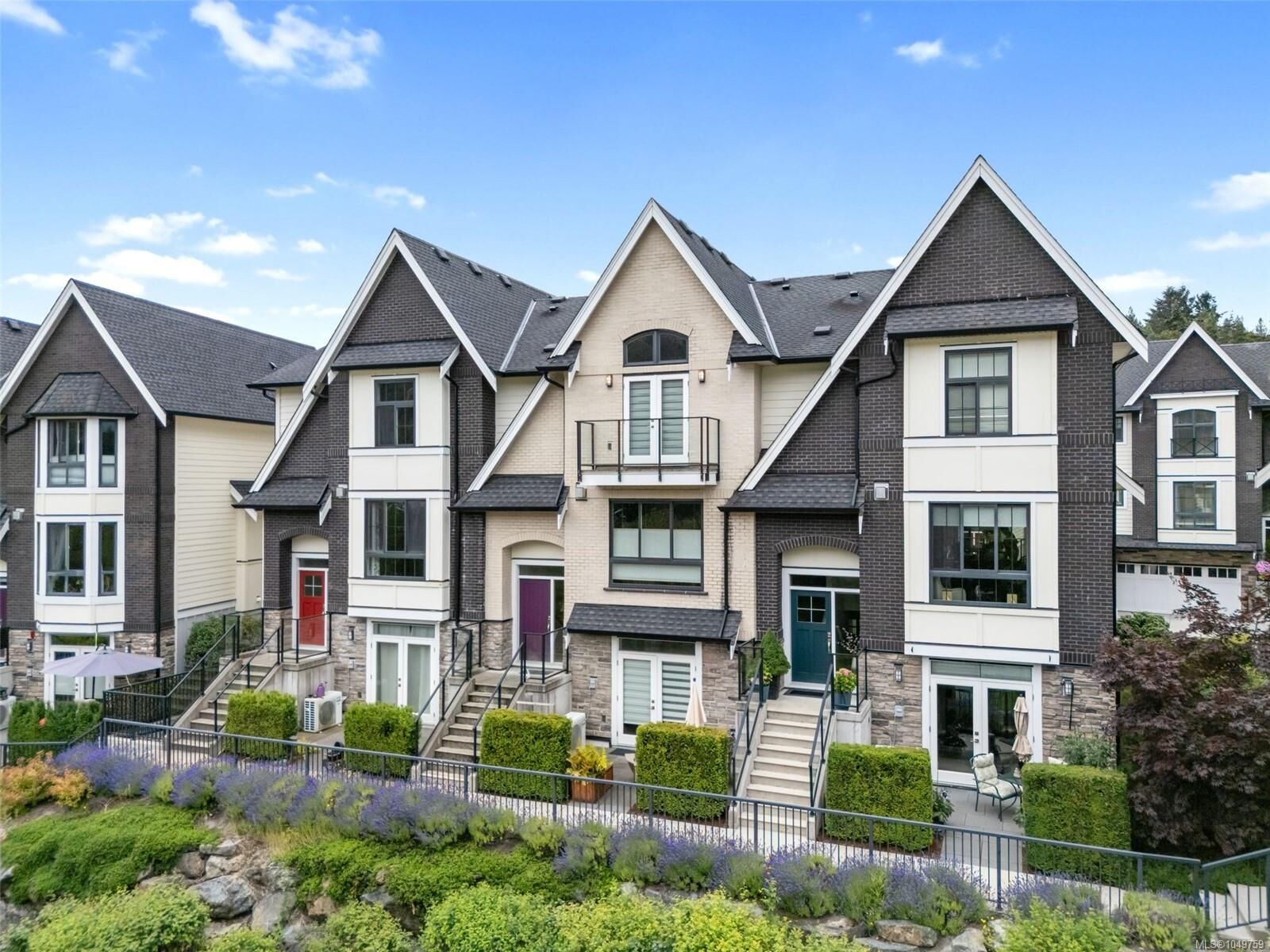 Property Photo:  2836 Turnstyle Cres  BC V9B 0T8 