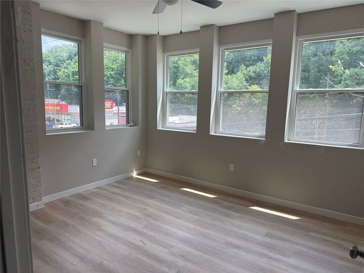Property Photo:  1420 Westfield St C  PA 15216 