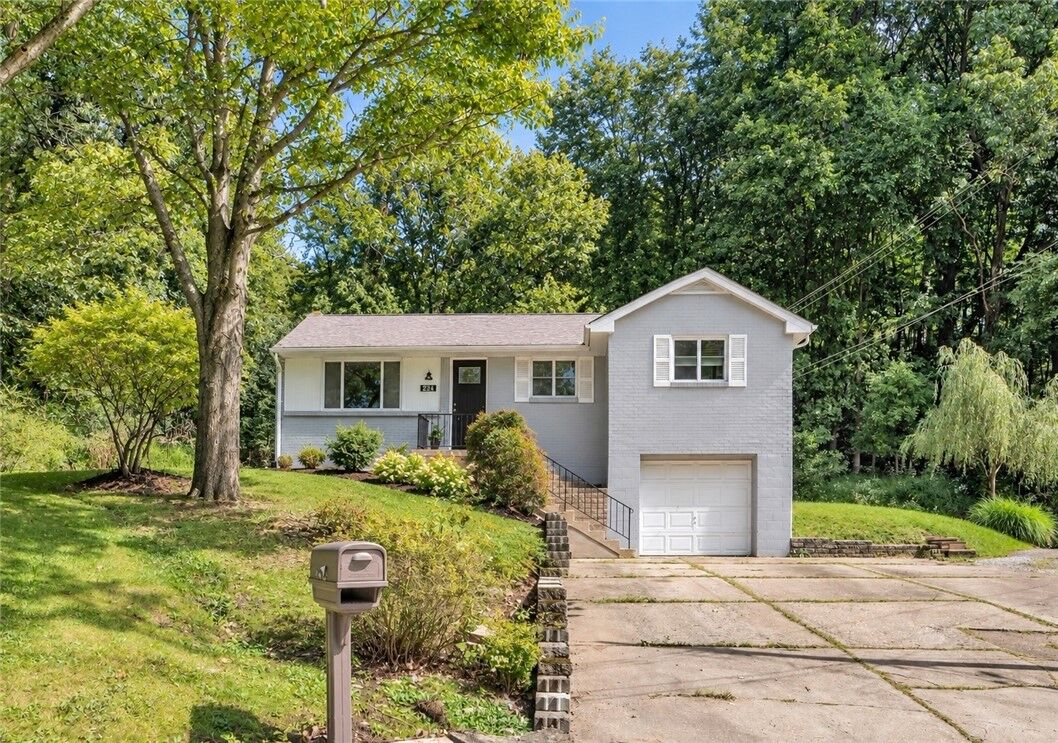 Property Photo:  224 Blaze Cir  PA 15116 