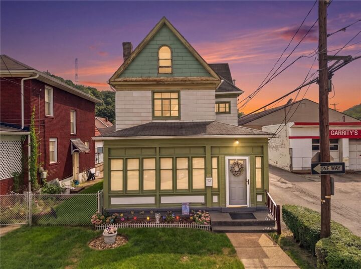 Property Photo: 108 7th St PA 15145
