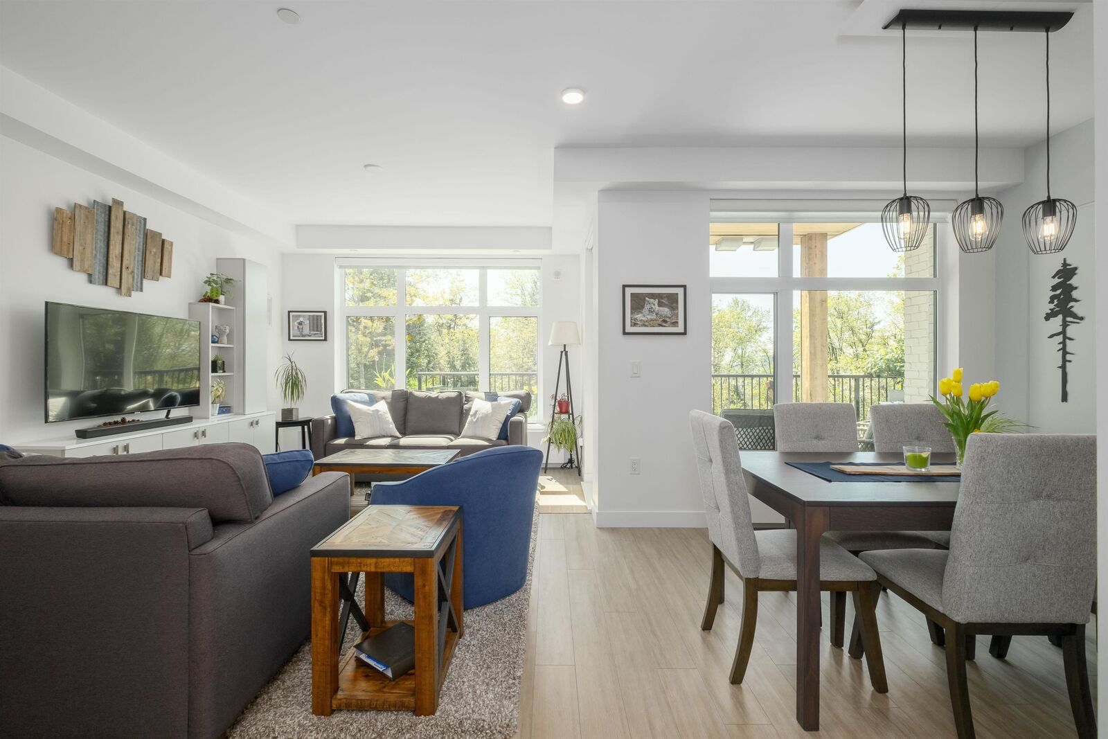 Property Photo:  747 E 3rd Street 111  BC V7L 1G8 