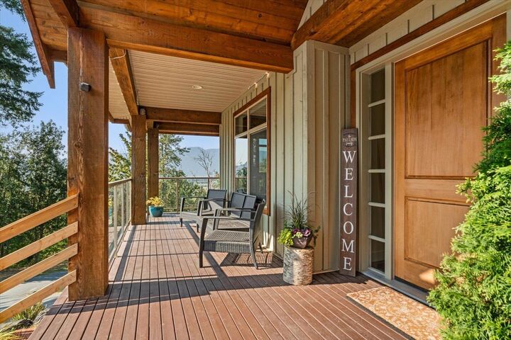 Property Photo:  41150 Old Yale Road  BC V3G 2S9 