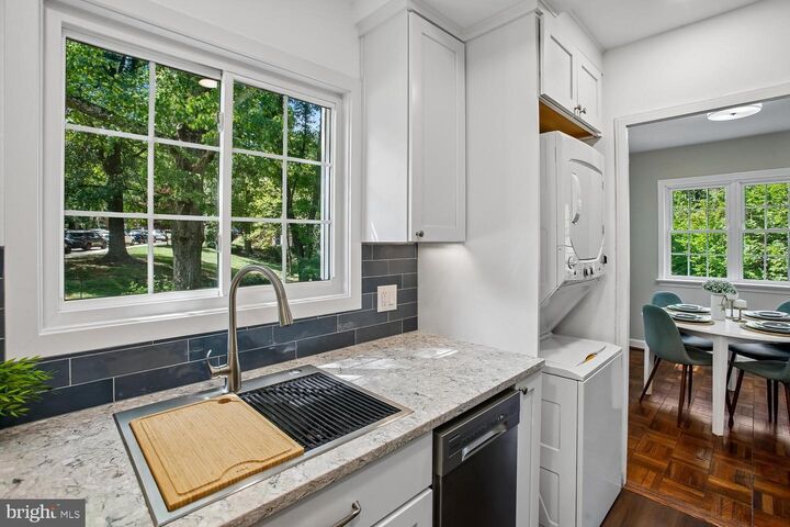 Property Photo:  1617 Fitzgerald Lane  VA 22302 