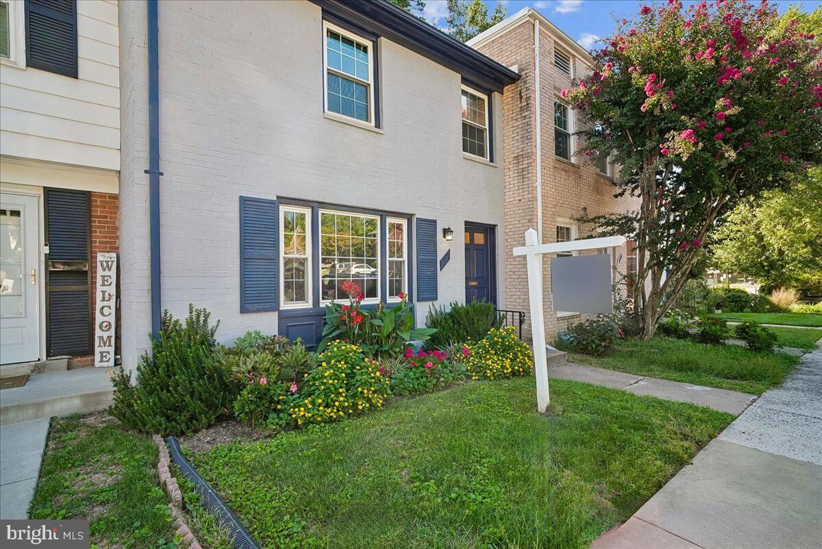 Property Photo:  3346 Contessa Court  VA 22003 