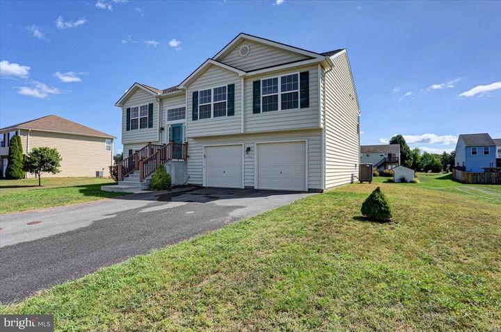 Property Photo:  15360 Wedgewood Drive  PA 17225 