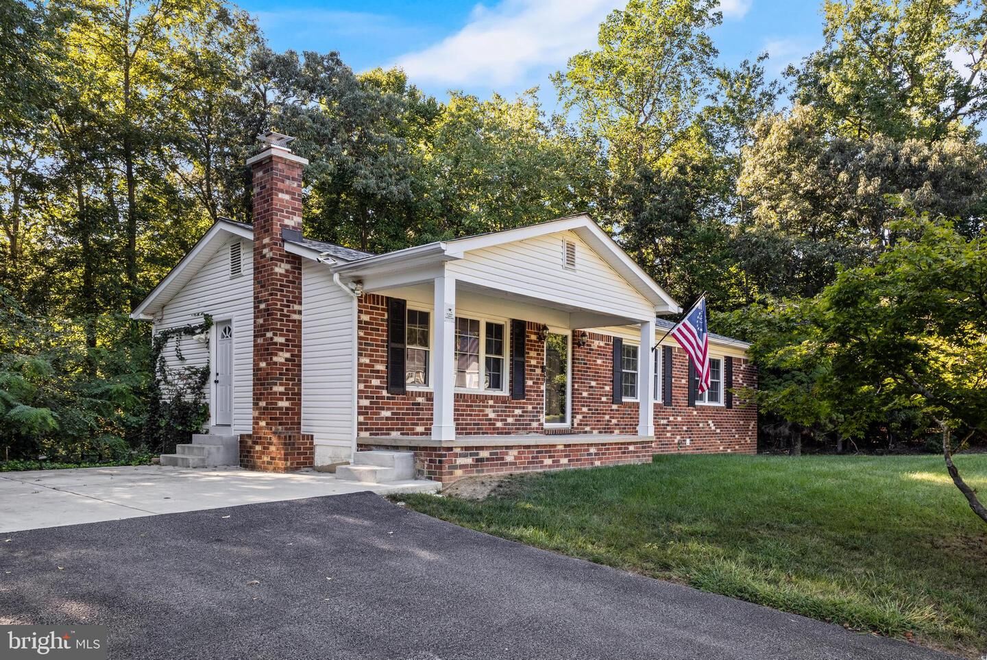 Property Photo:  26875 Redgate Drive  MD 20659 