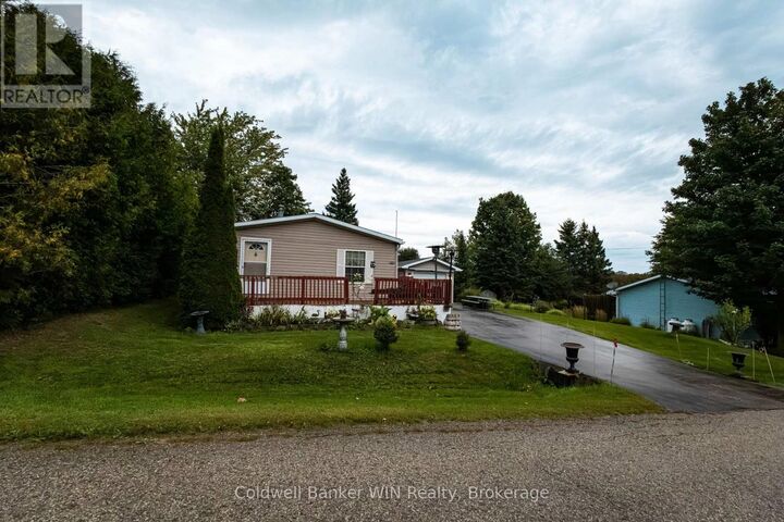 Property Photo:  19 Grand Vista Drive  ON N0G 2L0 