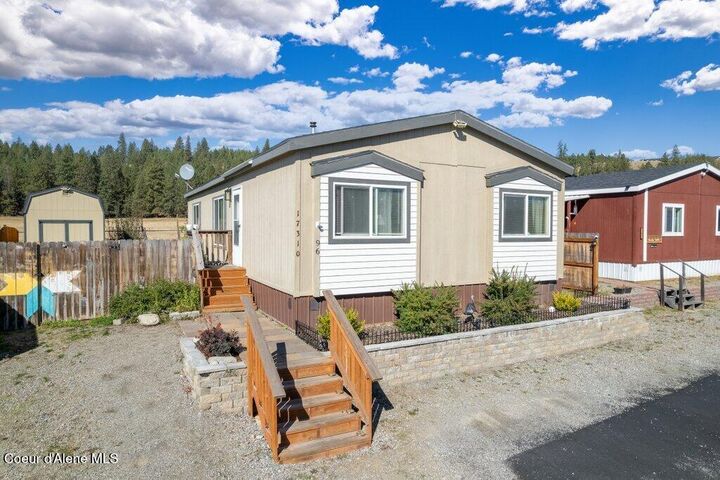 Property Photo:  17310 W Santiago Cir  ID 83854 
