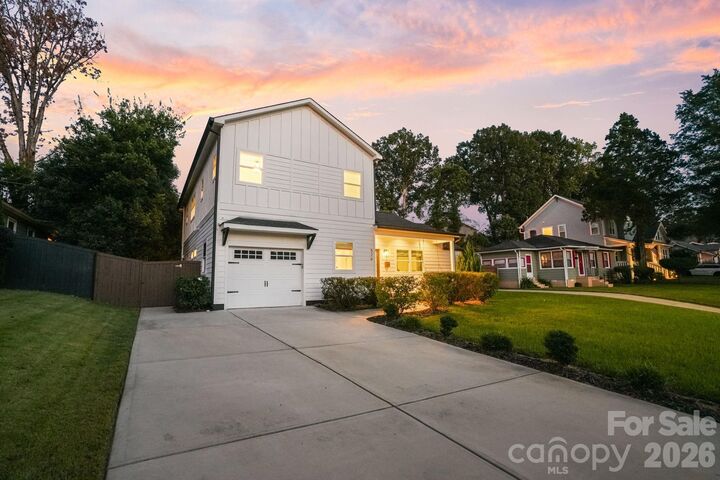 Property Photo:  526 Seldon Drive  NC 28216 