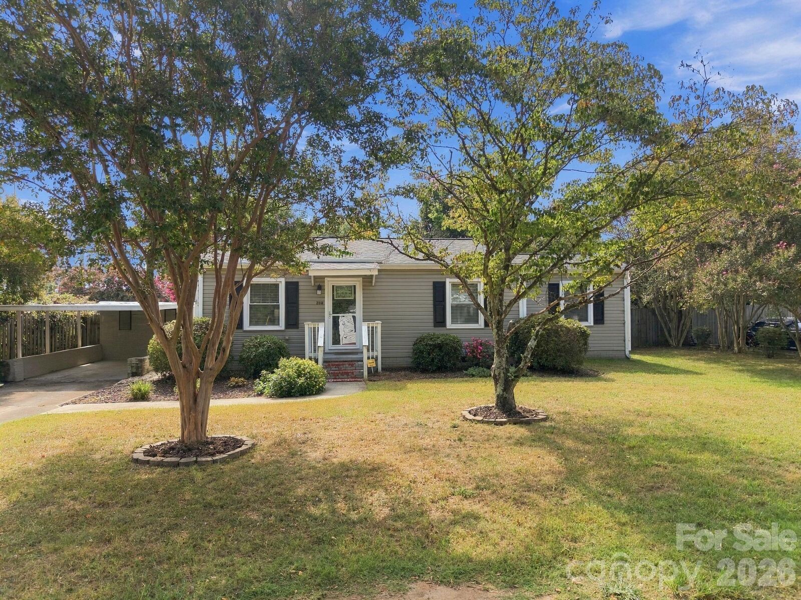 Property Photo:  208 Faile Street  SC 29715 