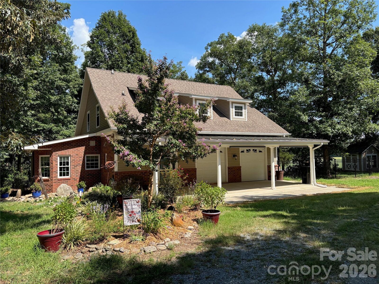 Property Photo: 7720 W Duncan Road NC 28079