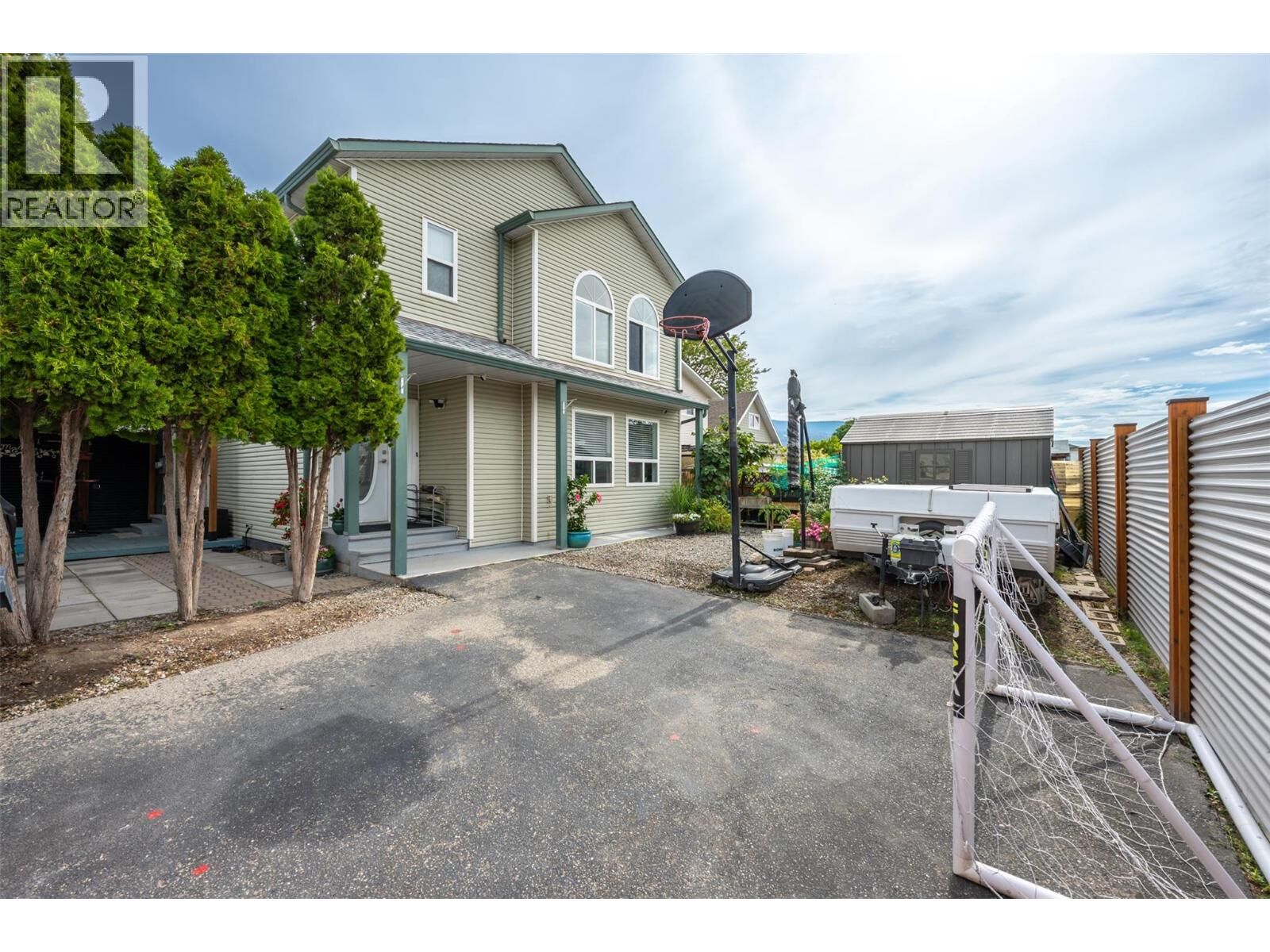 Property Photo: 381 Rigsby Street 102 BC V2A 5S8