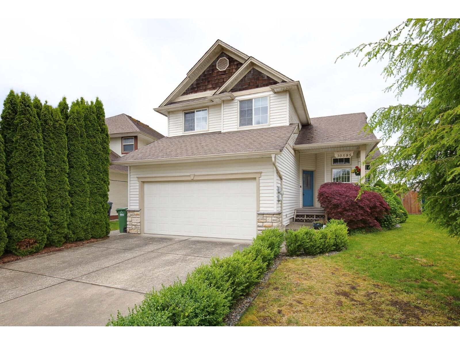 Property Photo: 30585 Crestview Avenue BC V2T 6V2