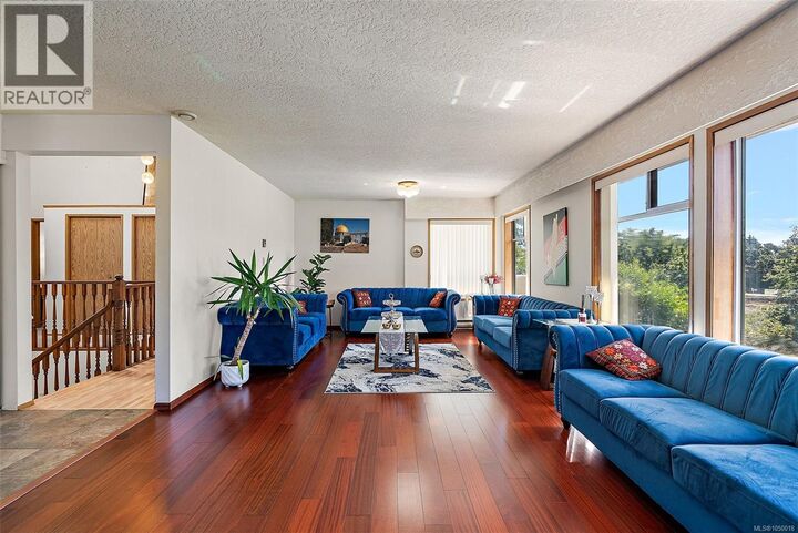 Property Photo: 3301 Argyle Place BC V8P 5R8