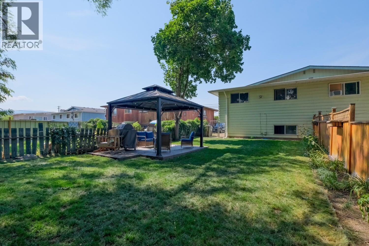 Property Photo:  747 Hollywood Road South  BC V1X 5N1 