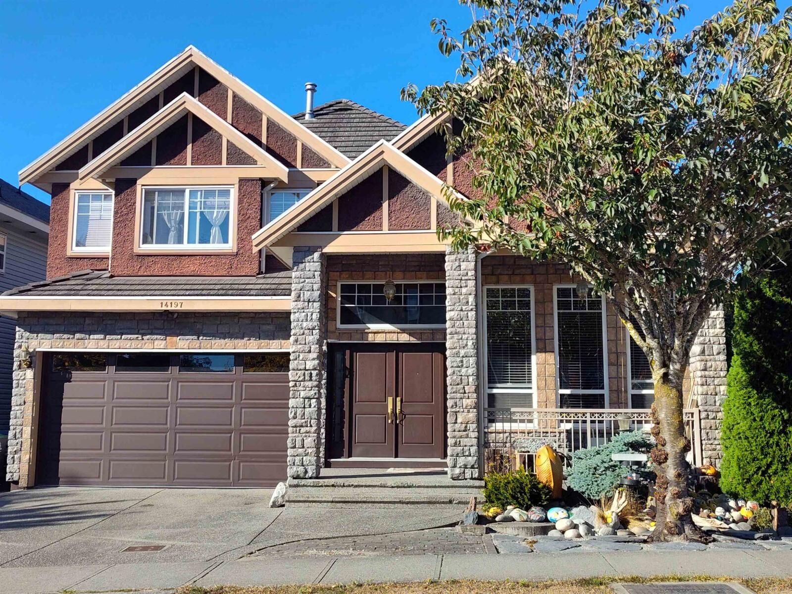 Photo de la propriété: 14197 62B Avenue BC V3X 0B3