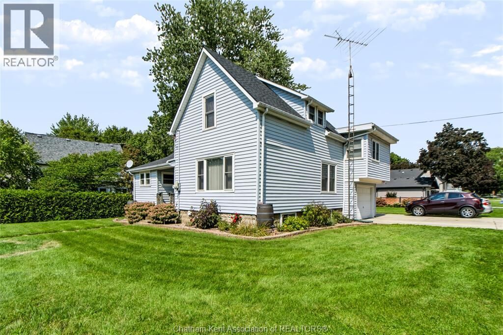 Property Photo:  24 King Street South  ON N0P 2C0 
