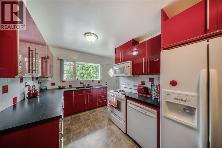 Property Photo:  678 Schofield Highway  BC V1R 2G8 
