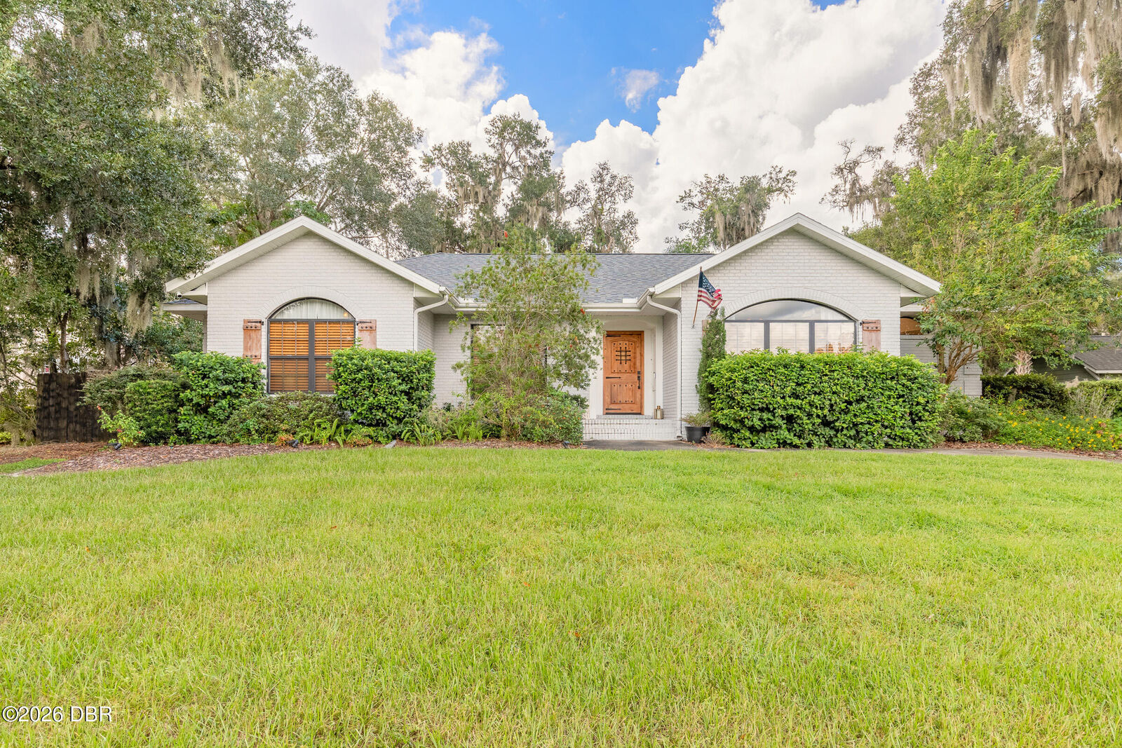 Property Photo:  208 W Stetson Avenue  FL 32720 