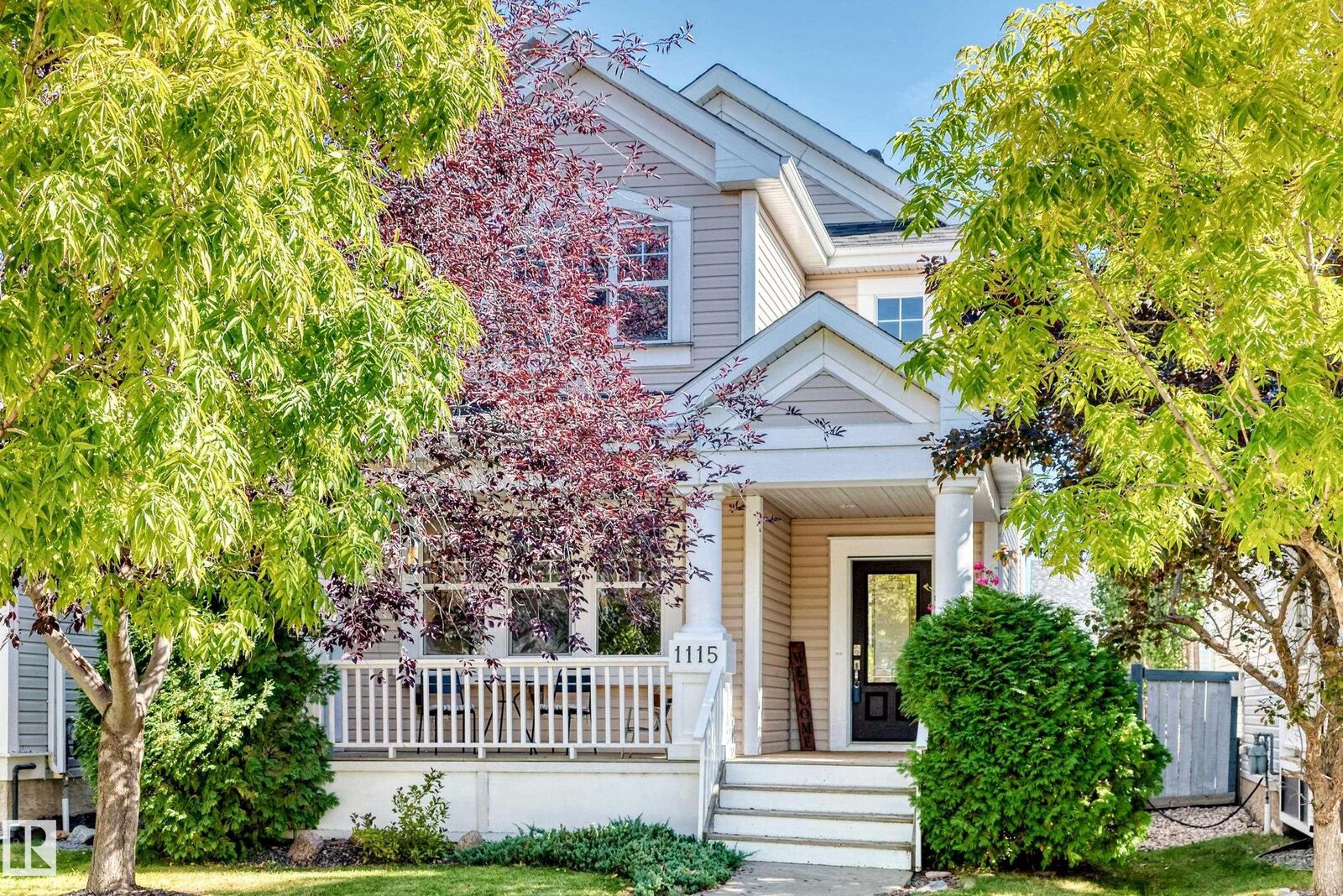 Property Photo:  1115 80 Street SW  AB T6X 1E6 