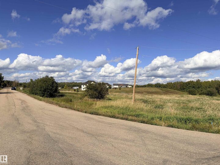 Property Photo:  20212 Twp Road 510 458  AB T8G 1E8 