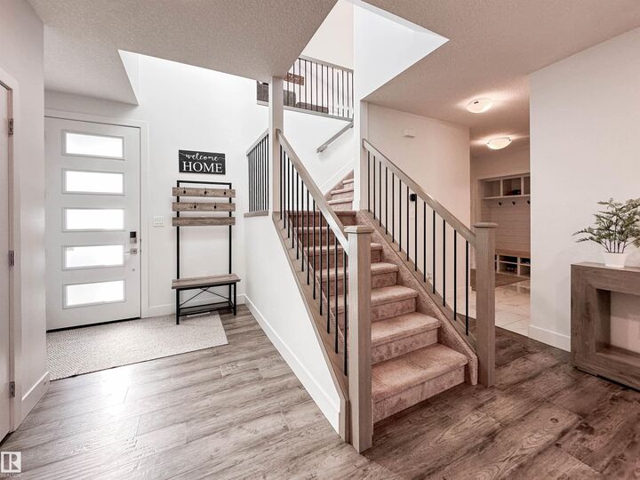 Property Photo:  9624 106 Avenue  AB T8R 0E8 