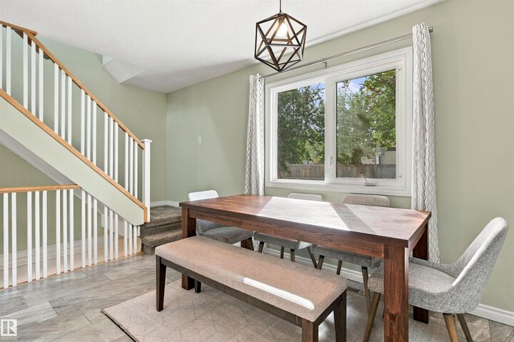 Property Photo:  161 Woodstock NW  AB T5T 0H6 