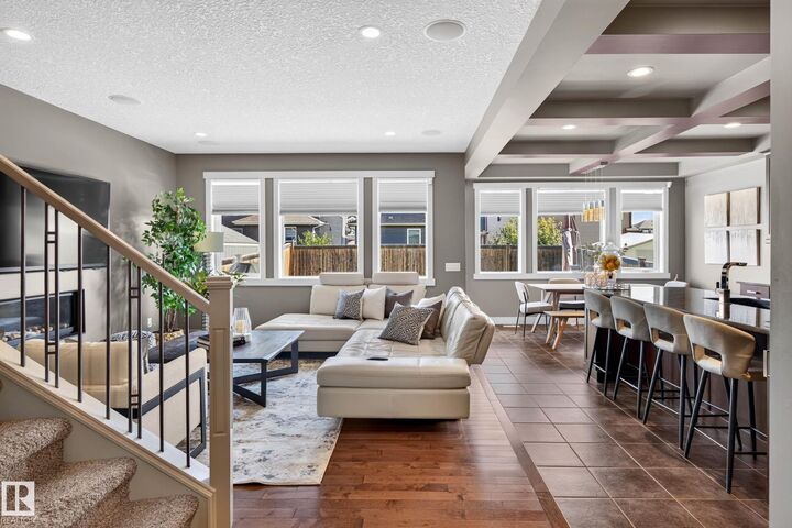 Property Photo:  4394 Crabapple Crescent SW  AB T6X 0X9 