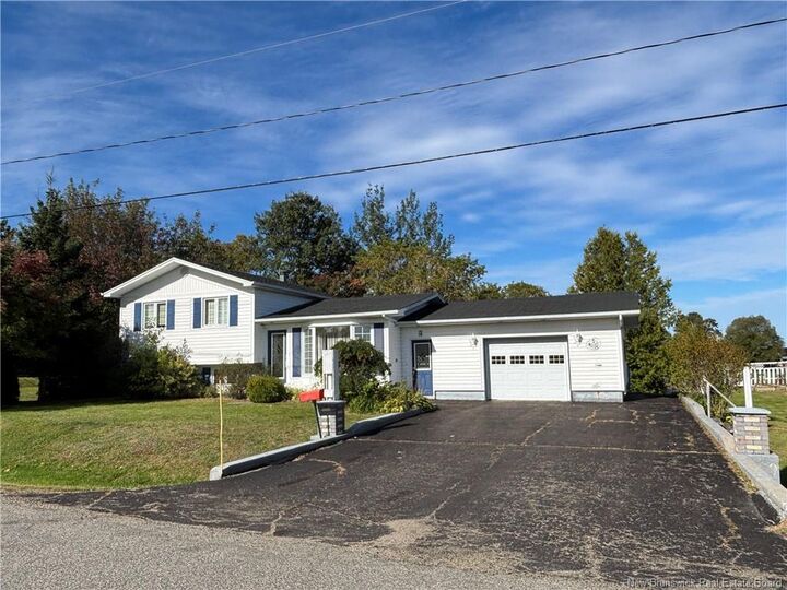 Property Photo:  28 Carr St  NB E8G 1Y6 