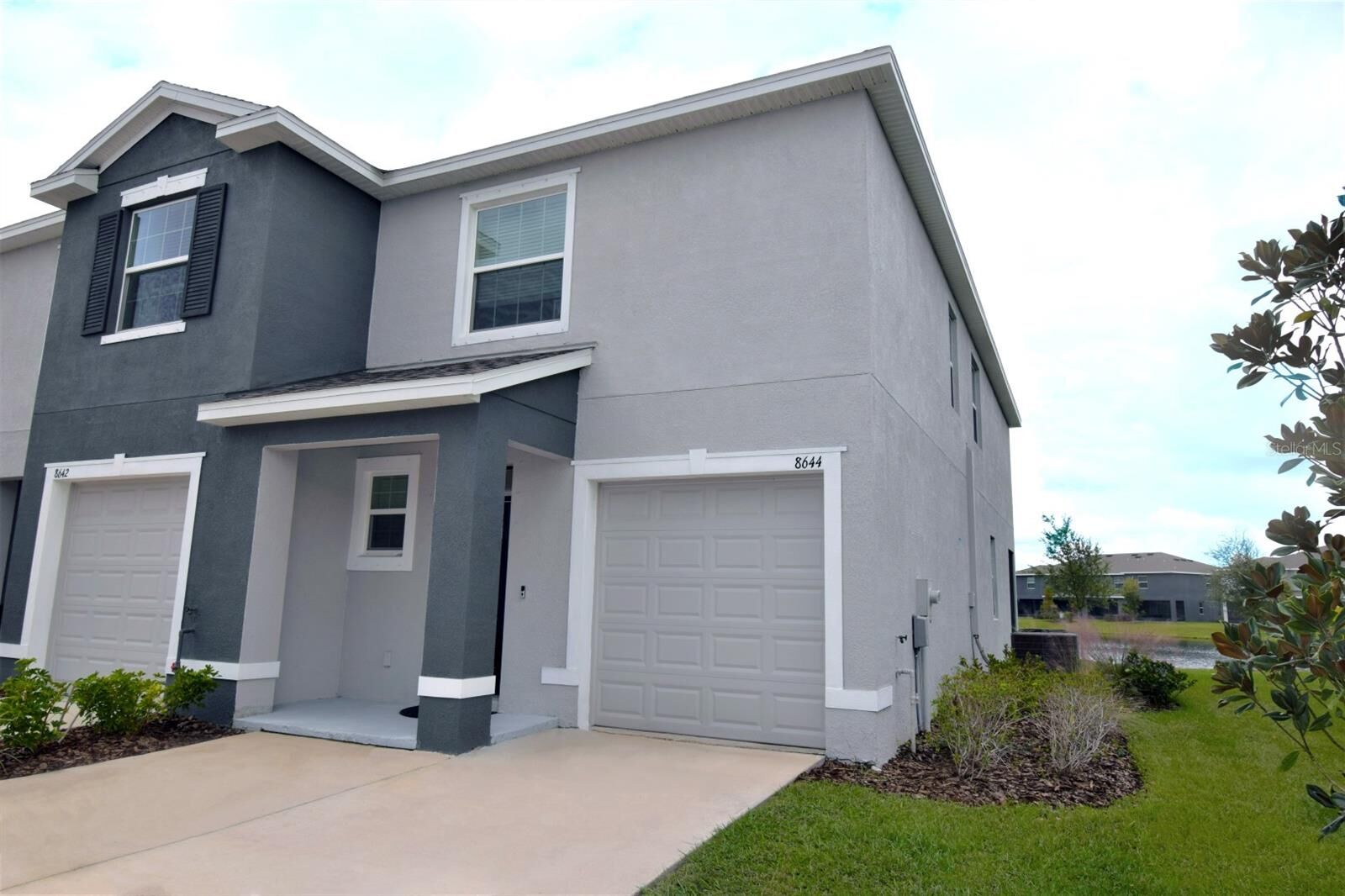 Property Photo: 8644 Falling Blue Place FL 33578
