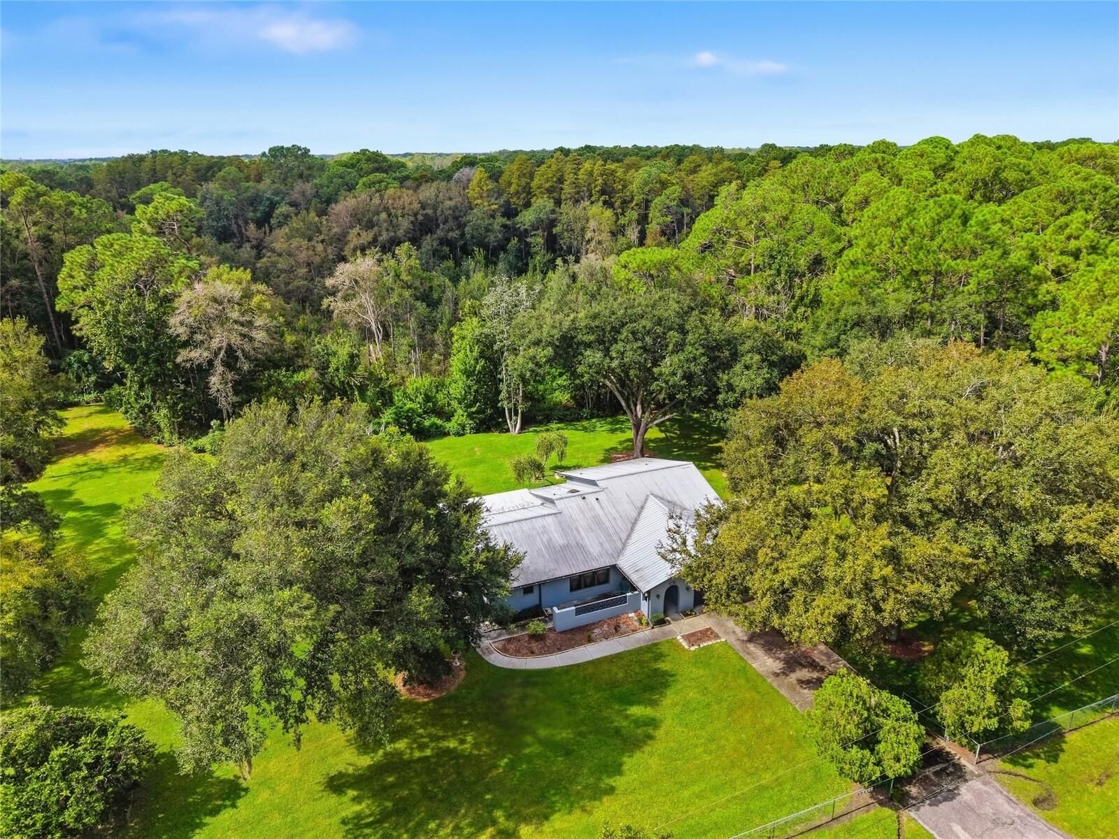Property Photo: 28434 Sonny Drive FL 33544