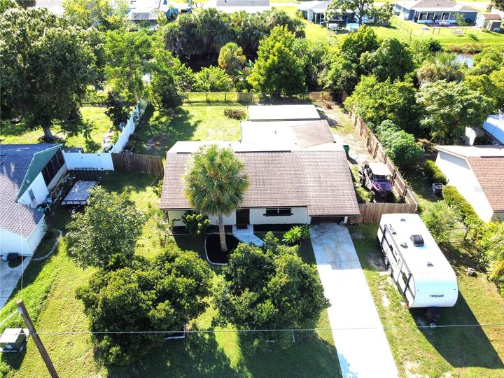 Property Photo:  1555 Beacon Drive  FL 33952 