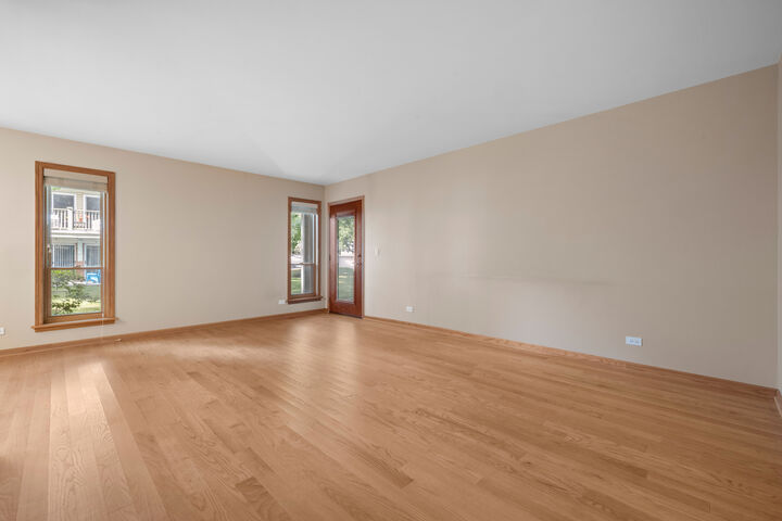Property Photo:  1602 Brittany Court D1  IL 60090 