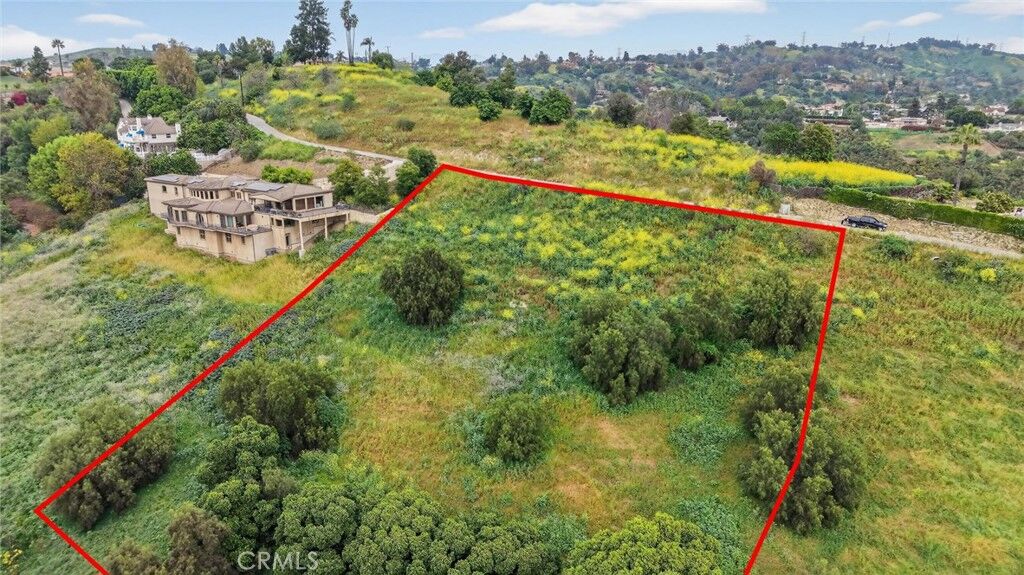 Property Photo:  948 Picaacho Drive  CA 90631 