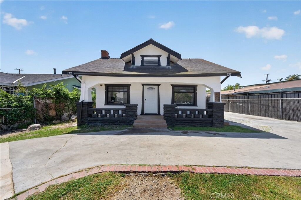 Property Photo:  132 W 74th Street  CA 90003 