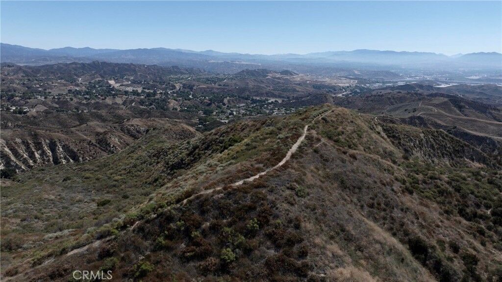 Property Photo:  1 Burlwood Dr  CA 91384 