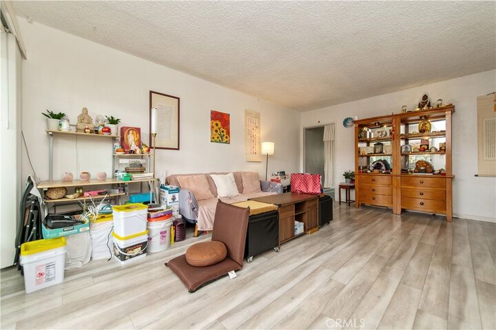 Property Photo:  1122 W Huntington Drive 9  CA 91007 