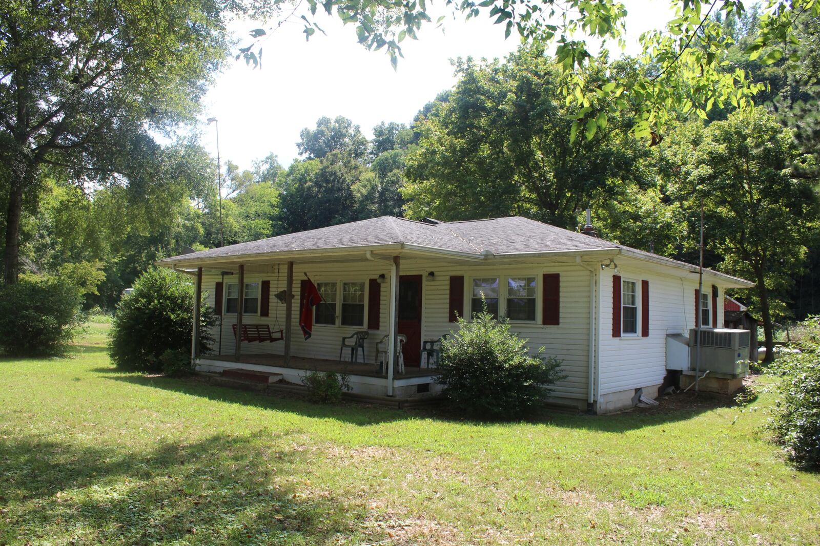 Property Photo:  4465 Highway 46 N  TN 37050 