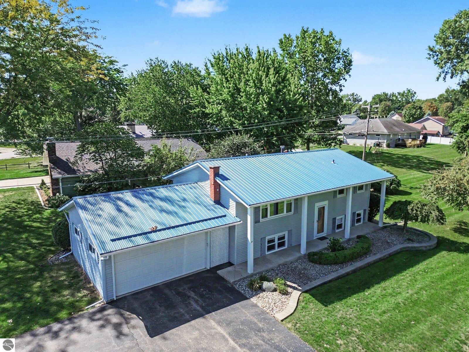 Property Photo:  160 Devon Drive  MI 48880 