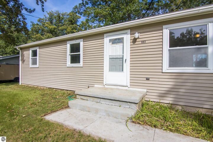 Property Photo:  803 George Street  MI 49686 