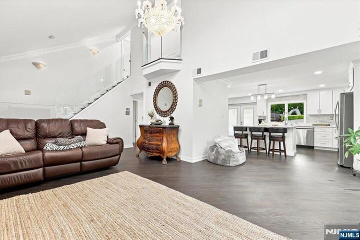 Property Photo:  19 Hillside Road  NJ 07726 