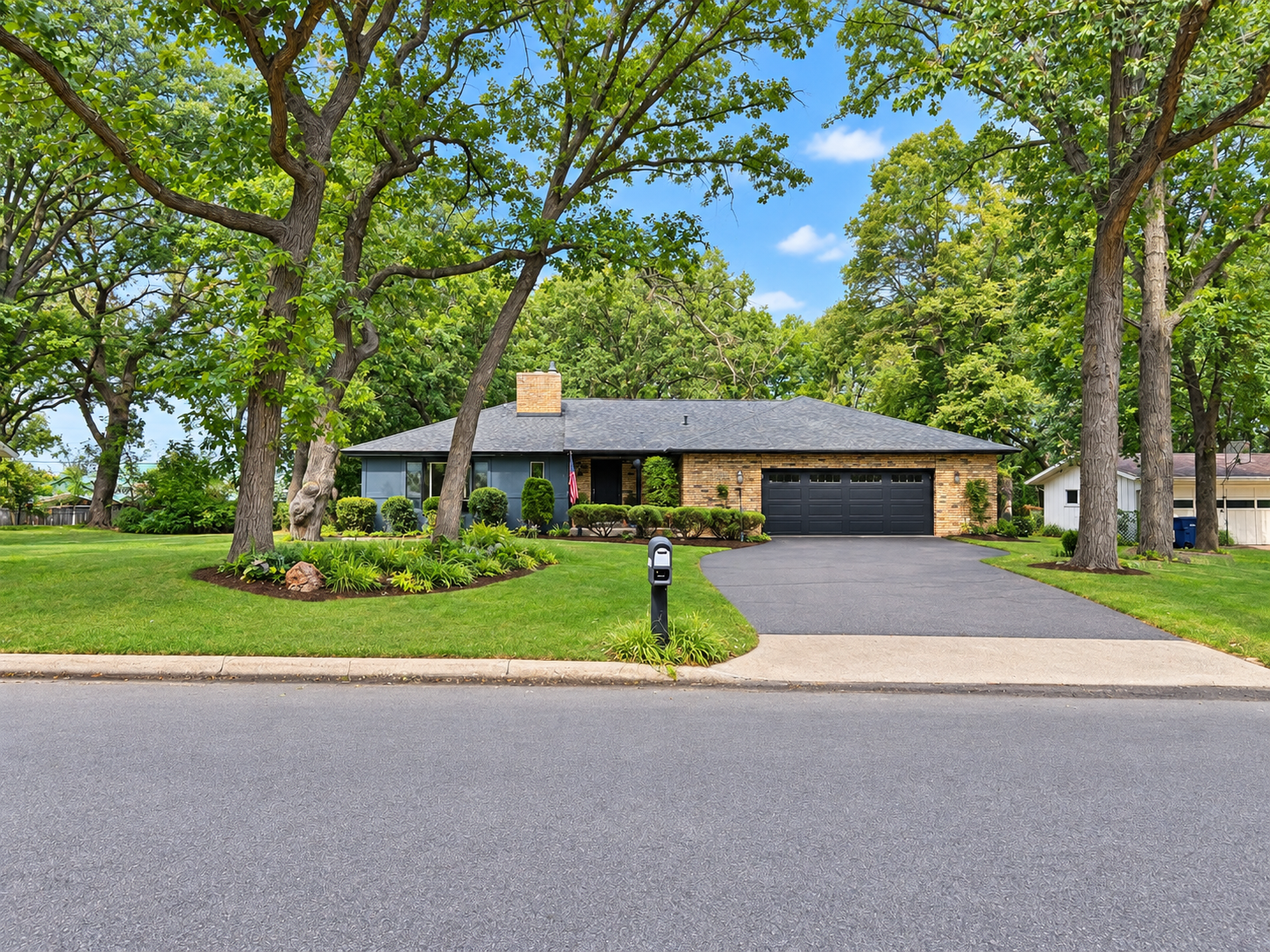 Property Photo: 1725 Woodland Road MN 56304